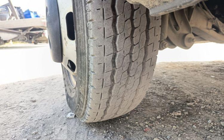 IVECO 35C13 BENNE SIMPLE CAB COFFRE  EJ-946-PB