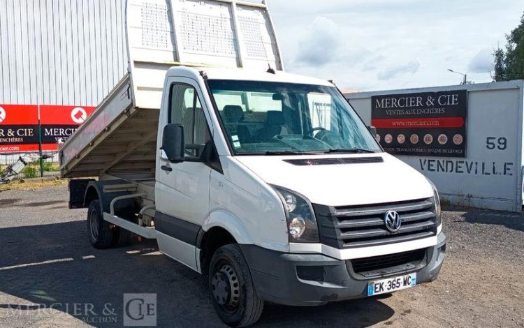 VOLKSWAGEN CRAFTER 50 2.0 TDi DPF  136 CV BENNE  DIESEL – 159369 KMS – ANNEE 2017 BLANC EK-365-WC