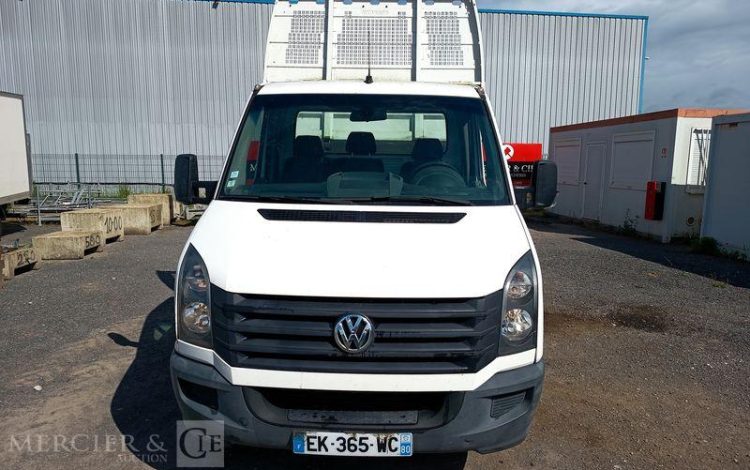 VOLKSWAGEN CRAFTER 50 2.0 TDi DPF  136 CV BENNE  DIESEL – 159369 KMS – ANNEE 2017 BLANC EK-365-WC