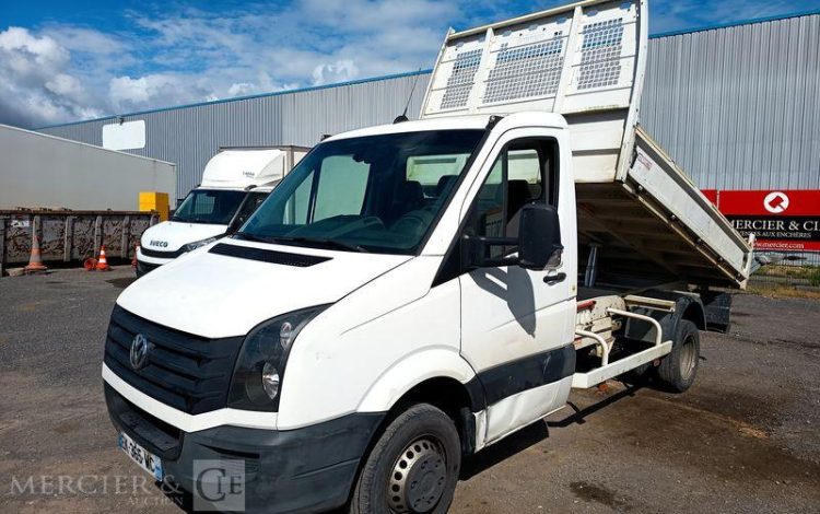 VOLKSWAGEN CRAFTER 50 2.0 TDi DPF  136 CV BENNE  DIESEL – 159369 KMS – ANNEE 2017 BLANC EK-365-WC