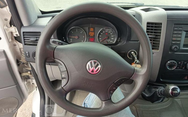 VOLKSWAGEN CRAFTER 50 2.0 TDi DPF  136 CV BENNE  DIESEL – 159369 KMS – ANNEE 2017 BLANC EK-365-WC