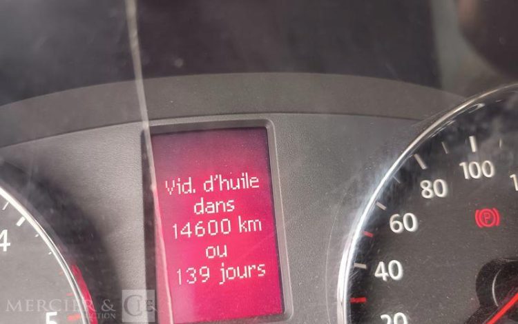 VOLKSWAGEN CRAFTER 50 2.0 TDi DPF  136 CV BENNE  DIESEL – 159369 KMS – ANNEE 2017 BLANC EK-365-WC