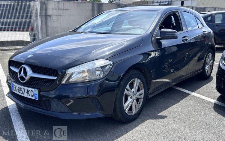 MERCEDES CLASSE A NOIR EK-657-KQ