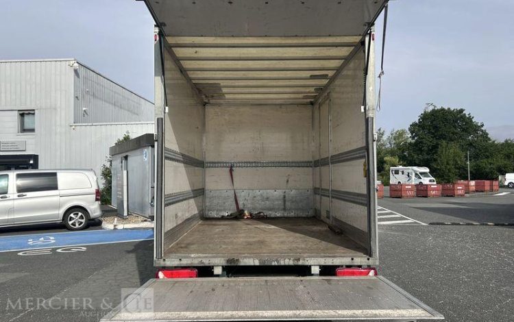 MERCEDES SPRINTER VERT EL-139-SJ