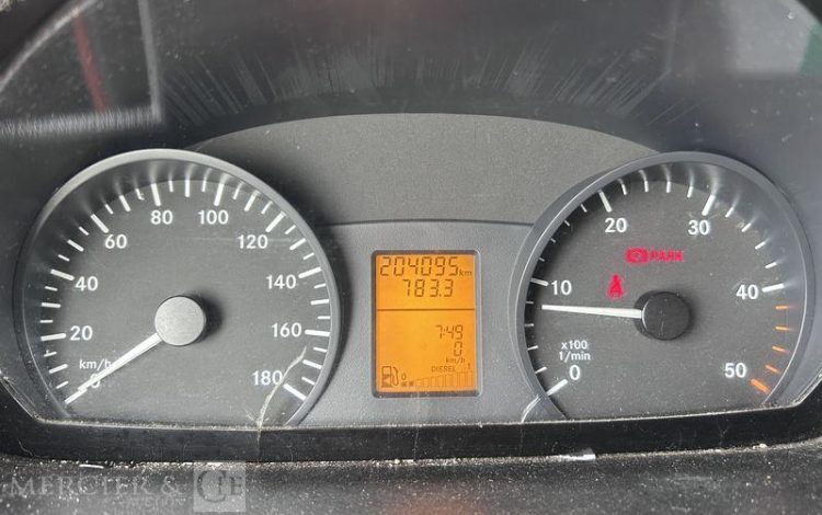 MERCEDES SPRINTER VERT EL-139-SJ