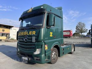 MERCEDES ACTROS 1848 VERT EL-786-TR