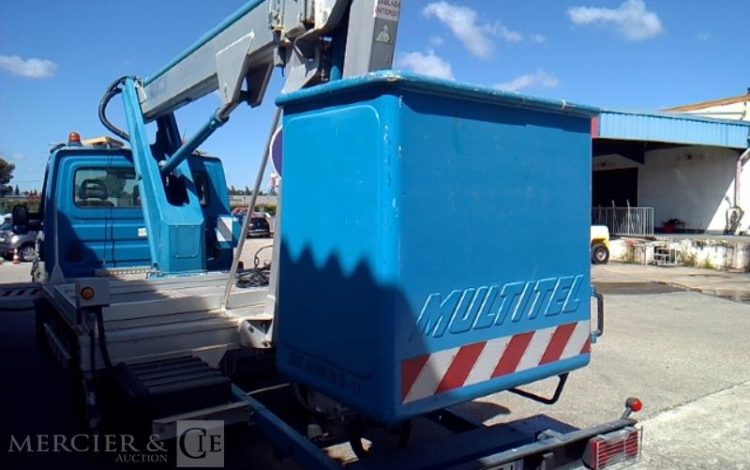 MULTITEL 35-120 NACELLE SUR VL MULTITEL MJ 201 – 20M – 2929H – AN2017 BLEU EN-027-EJ