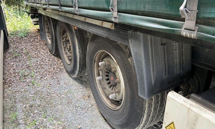 KRONE SREM PLSC 3 ESSIEUX 38T HAYON VERT EN-947-LK