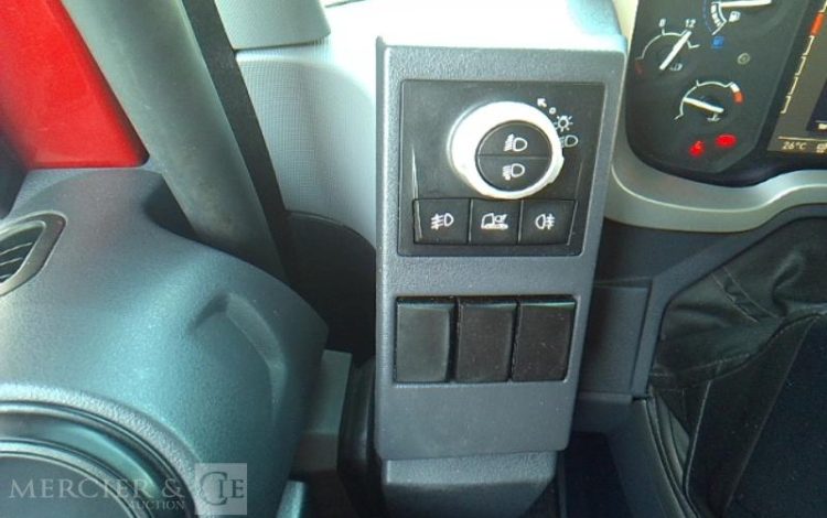 RENAULT   EV-684-WG