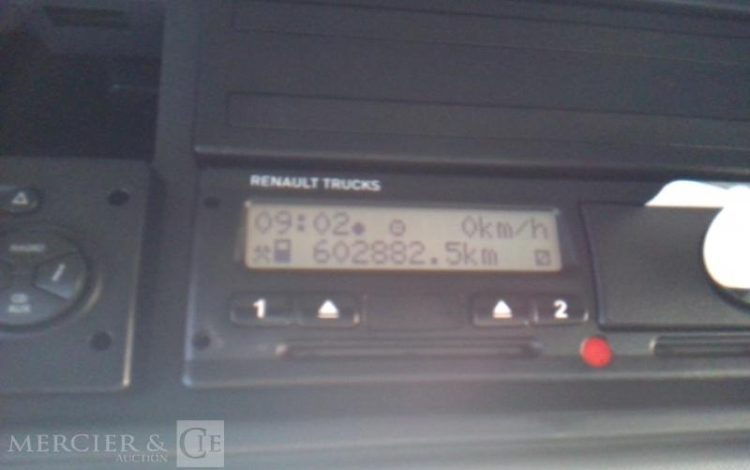 RENAULT   EV-684-WG