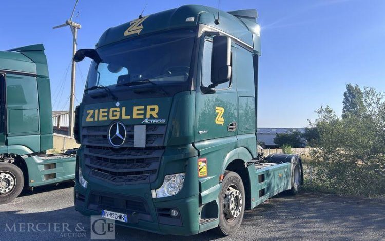 MERCEDES ACTROS 1845 VERT EV-820-MH