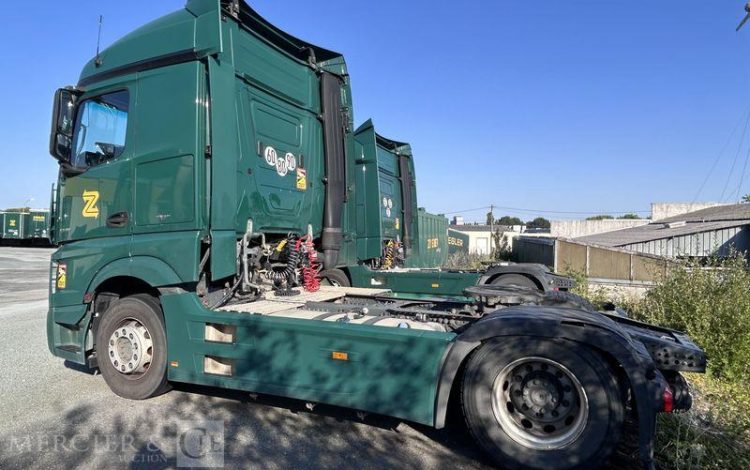 MERCEDES ACTROS 1845 VERT EV-820-MH
