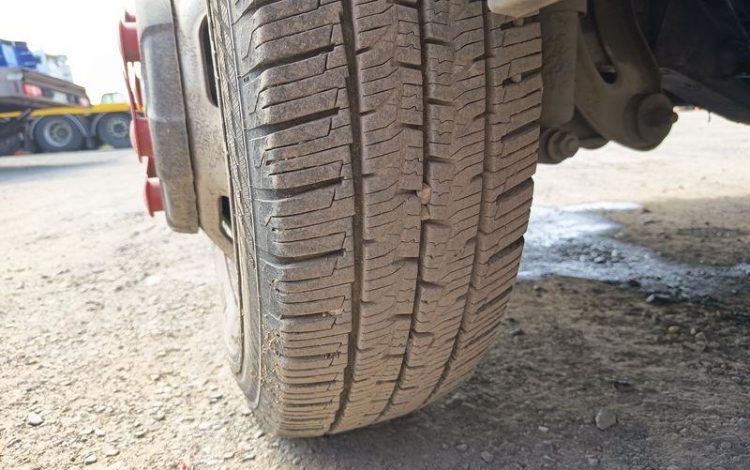 IVECO 35C12 BENNE SIMPLE CABINE COFFRE  EW-315-RN