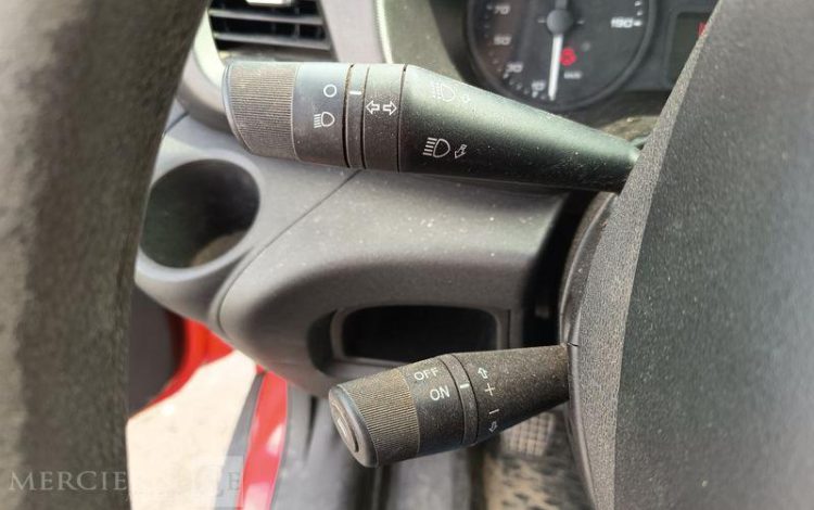 IVECO DAILY 35C12 AVEC BENNE –  DIESEL – 120231 KMS – ANNEE 2018 ROUGE EW-746-WX