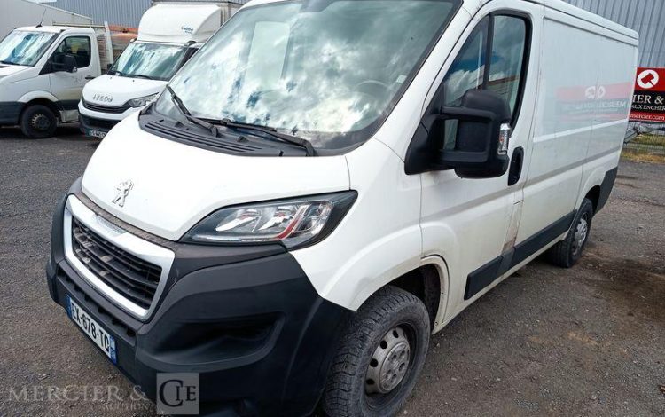 PEUGEOT BOXER III Phase 3  L1H1 2.0 BlueHDi 16V  110 cv – DIESEL – ANNEE 2018
 BLANC EX-678-TQ