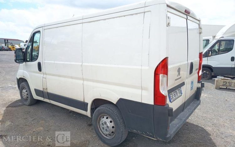 PEUGEOT BOXER III Phase 3  L1H1 2.0 BlueHDi 16V  110 cv – DIESEL – ANNEE 2018
 BLANC EX-678-TQ