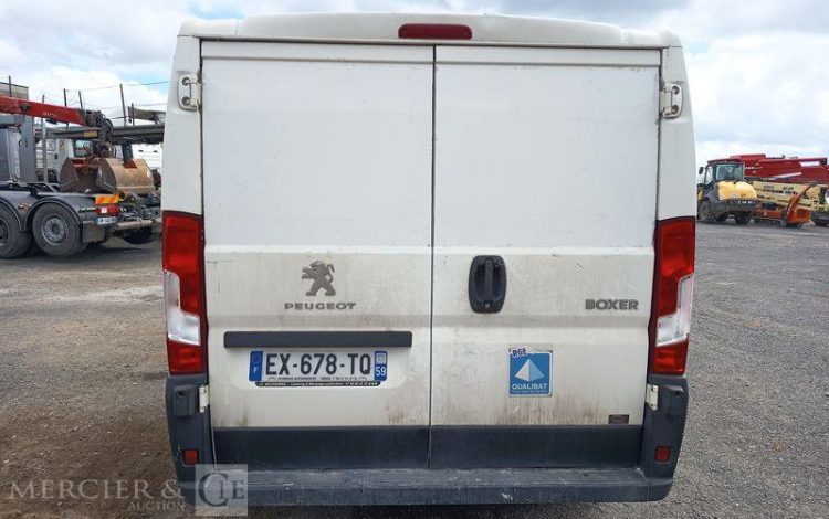 PEUGEOT BOXER III Phase 3  L1H1 2.0 BlueHDi 16V  110 cv – DIESEL – ANNEE 2018
 BLANC EX-678-TQ