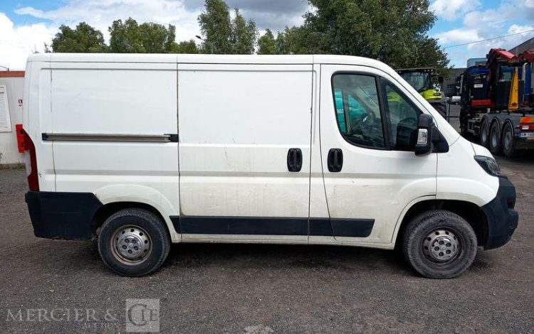 PEUGEOT BOXER III Phase 3  L1H1 2.0 BlueHDi 16V  110 cv – DIESEL – ANNEE 2018
 BLANC EX-678-TQ