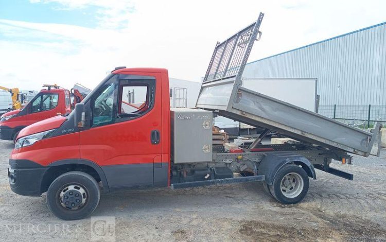 IVECO 35C12  BENNE SIMPLE CABINE COFFRE  EX-692-TM