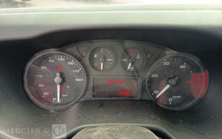 IVECO 35C12  BENNE SIMPLE CABINE COFFRE  EX-692-TM