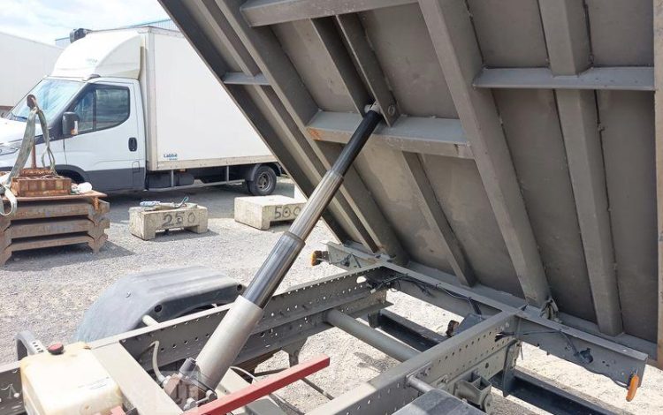 IVECO 35C12  BENNE SIMPLE CABINE COFFRE  EX-692-TM