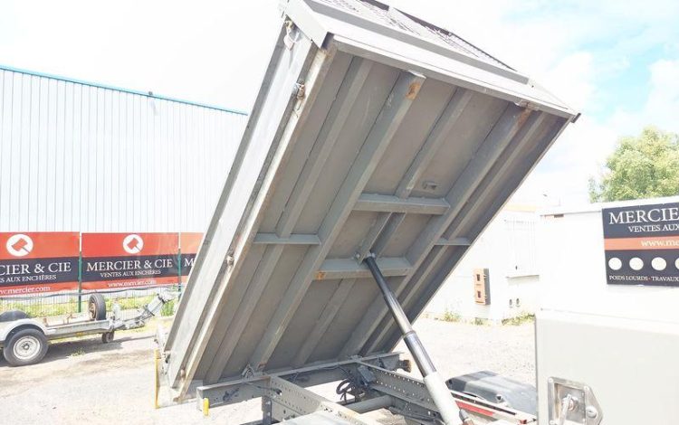 IVECO 35C12  BENNE SIMPLE CABINE COFFRE  EX-692-TM