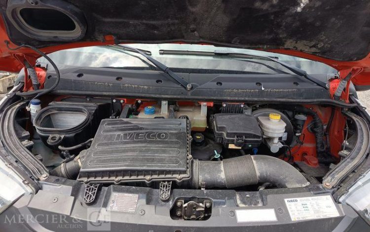IVECO 35C12  BENNE SIMPLE CABINE COFFRE  EX-692-TM