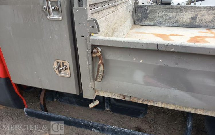 IVECO 35C12  BENNE SIMPLE CABINE COFFRE  EX-692-TM