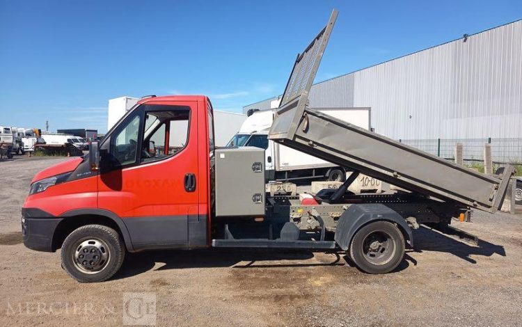 IVECO 35C12 BENNE SIMPLE CABINE COFFRE  EX-988-MQ