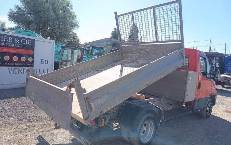 IVECO 35C12 BENNE SIMPLE CABINE COFFRE  EX-988-MQ