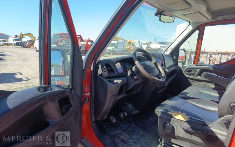 IVECO 35C12 BENNE SIMPLE CABINE COFFRE  EX-988-MQ