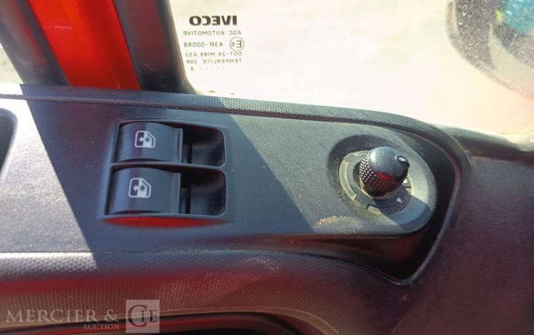 IVECO 35C12 BENNE SIMPLE CABINE COFFRE  EX-988-MQ