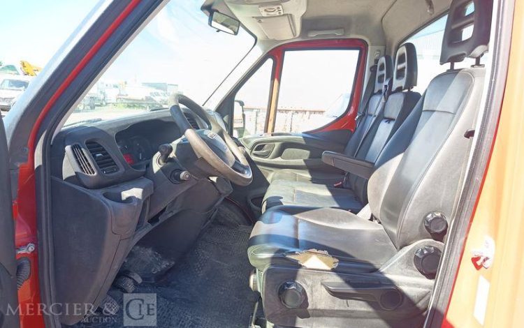 IVECO 35C12 BENNE SIMPLE CABINE COFFRE  EX-988-MQ