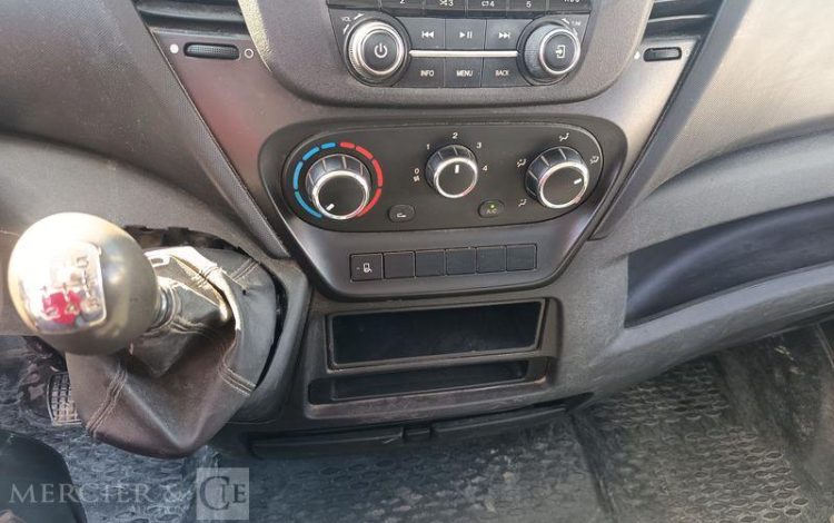 IVECO 35C12 BENNE SIMPLE CABINE COFFRE  EX-988-MQ