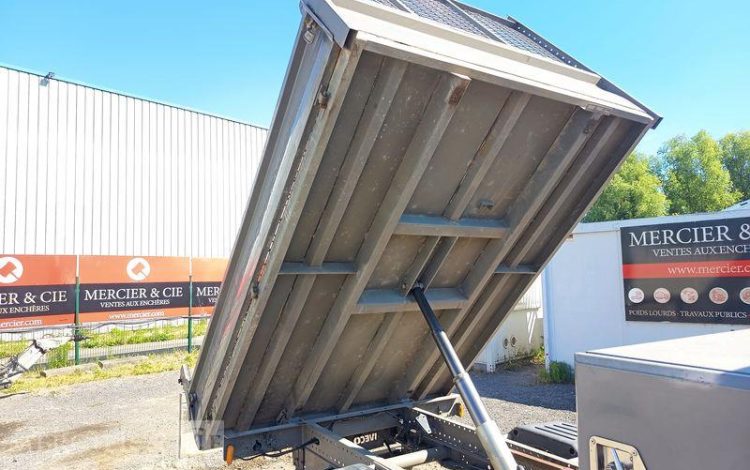 IVECO 35C12 BENNE SIMPLE CABINE COFFRE  EX-988-MQ
