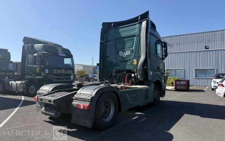 MERCEDES ACTROS 1845 BVA VERT EZ-189-FX