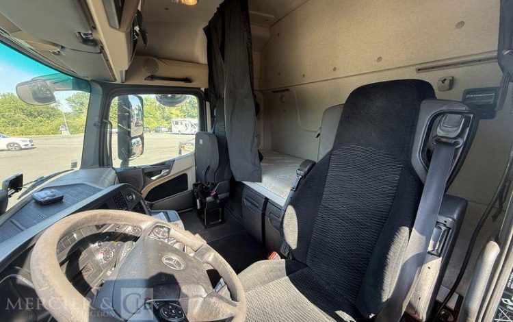 MERCEDES ACTROS 1845 BVA VERT EZ-189-FX