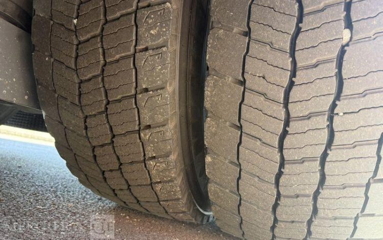 MERCEDES ACTROS 1845 VERT EZ-298-DC