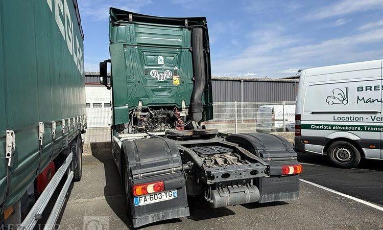 MERCEDES ACTROS 1845 – NON-ROULANT VERT FA-603-YG