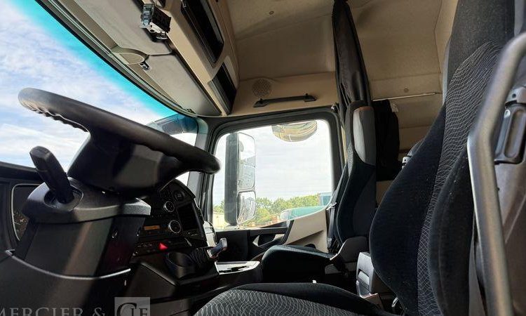 MERCEDES ACTROS 1845 – NON-ROULANT VERT FA-603-YG