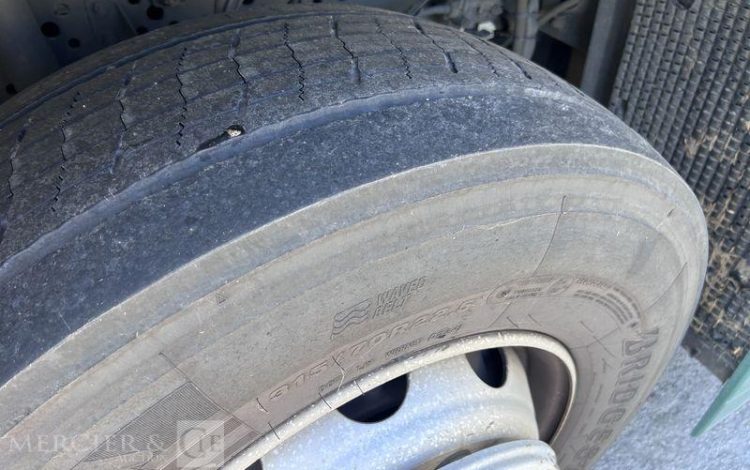 MERCEDES ACTROS 1845 VERT FA-682-LH