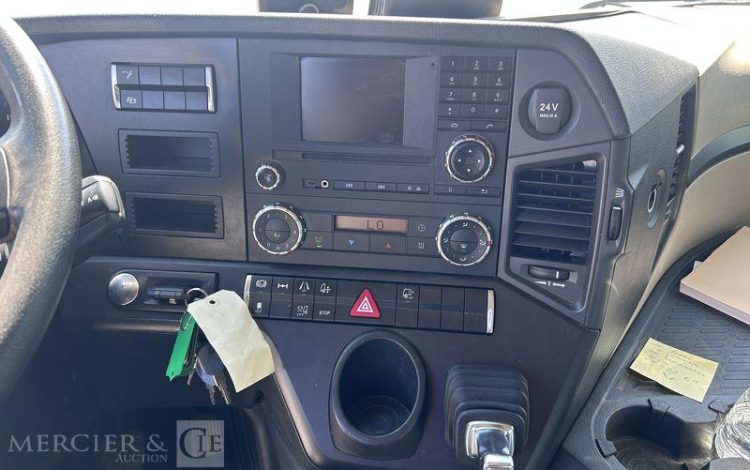 MERCEDES ACTROS 1845 VERT FA-682-LH
