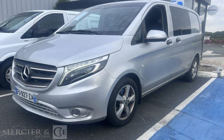 MERCEDES Vito GRIS FD-927-ZA