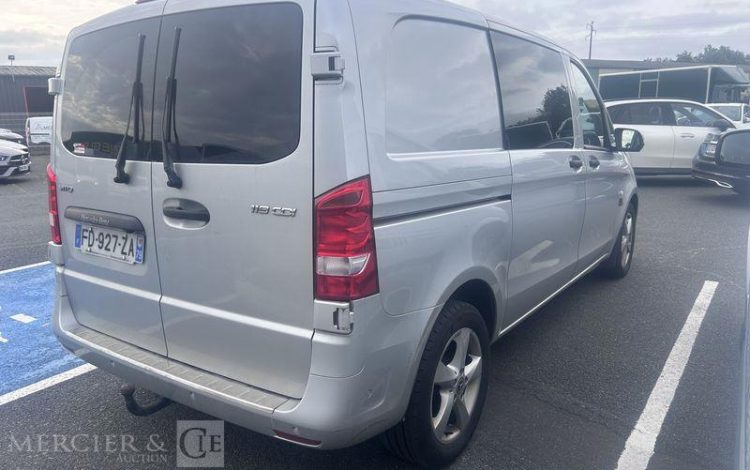 MERCEDES Vito GRIS FD-927-ZA