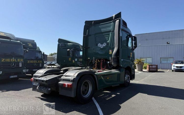 MERCEDES ACTROS 1845 VERT FF-312-LH