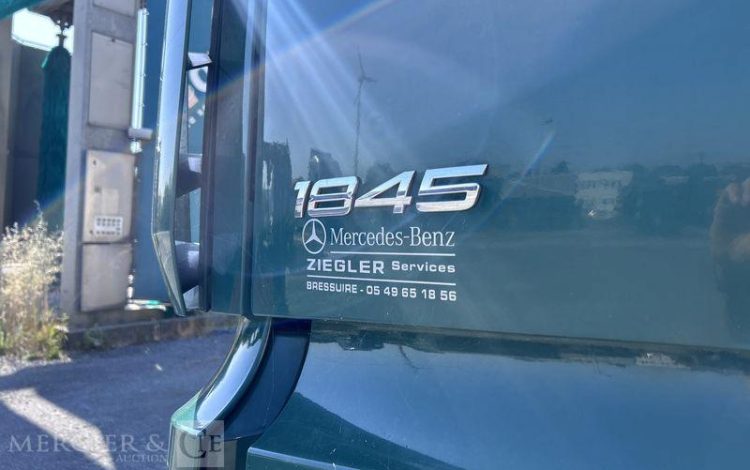 MERCEDES ACTROS 1845 VERT FG-640-DX