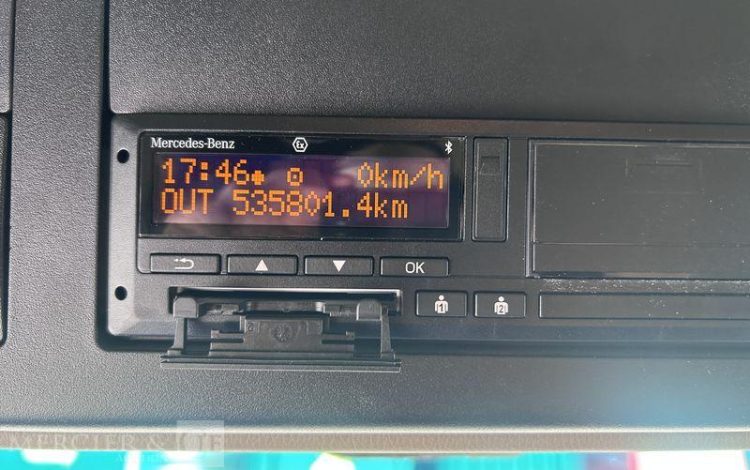 MERCEDES ACTROS 1845 VERT FG-648-DX