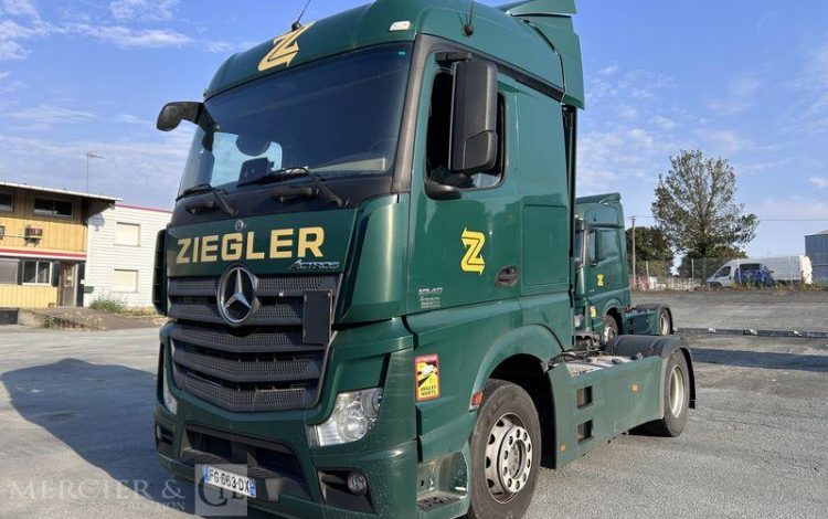 MERCEDES ACTROS 1845 VERT FG-663-DX
