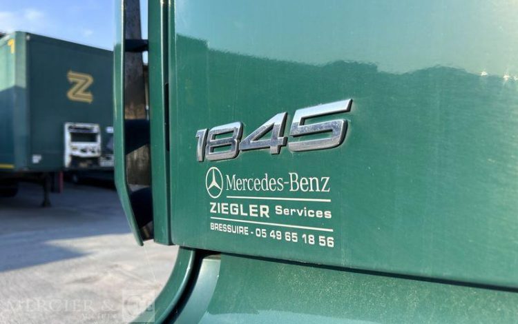 MERCEDES ACTROS 1845 VERT FG-663-DX