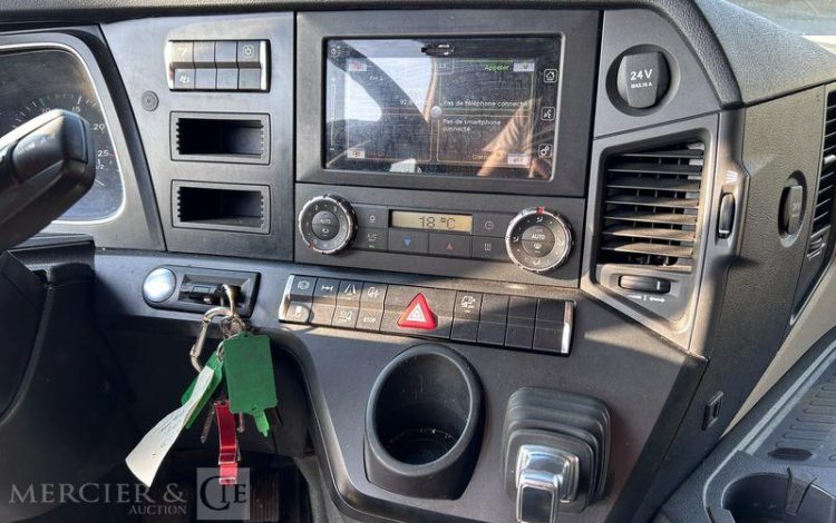 MERCEDES ACTROS 1845 VERT FG-663-DX